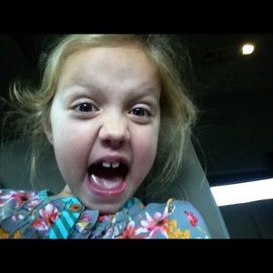 Meet your Posher, Lacey